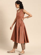 Load image into Gallery viewer, Deep back tie up kurta palazzo