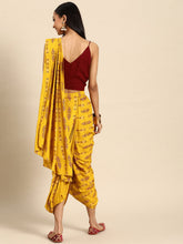 Load image into Gallery viewer, Dhoti with dupatta drape and Blouse