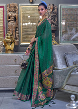 Carica l'immagine nel visualizzatore Galleria,Dark Green Handloom Woven Dual Tone Organza Silk Saree with Sequins Work