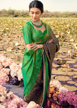 Load image into Gallery viewer, Navy Blue Woven Kanjivaram Silk Saree With Contrast Border &amp; Pallu
