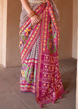 Load image into Gallery viewer, Brown &amp; Pink Printed Patola Silk Saree with Zari Border &amp; Tassels on Pallu