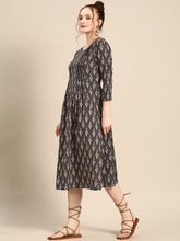Load image into Gallery viewer, front tucks with flare midi dress