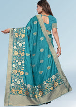 Laden Sie das Bild in den Galerie-Viewer, Baltic Blue Zari Woven Silk Saree with Tassels on Pallu