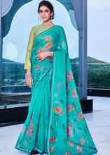 Laden Sie das Bild in den Galerie-Viewer, Cerulean Blue Floral Handprinted Organza Silk Saree