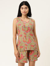 Cargar imagen en el visor de la galería, Sleeveless Kurta with shorts set