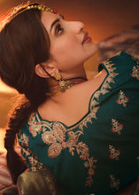 Load image into Gallery viewer, Vivid Green Woven Banarasi Silk Saree with Embroidered Blouse