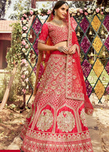 Laden Sie das Bild in den Galerie-Viewer, Imperial Red Raw Silk Lehenga Choli with Zari, Zarkan &amp; Dori work