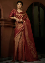 Laden Sie das Bild in den Galerie-Viewer, Milano Red &amp; Golden Blend Woven Kanjivaram Silk Saree