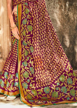 Laden Sie das Bild in den Galerie-Viewer, Jam Purple Soft Silk Saree with Embroidered Blouse