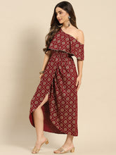 Carica l'immagine nel visualizzatore Galleria,One Shoulder yoke overlap printed dress