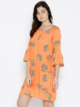 Load image into Gallery viewer, Bell sleeve Printed dress with front pockets