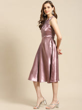 Load image into Gallery viewer, Pleated Neck flare midi Dress