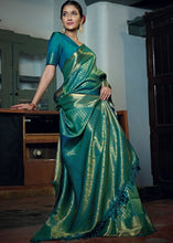 Cargar imagen en el visor de la galería, Pine Green Woven Kanjivaram Silk Saree