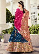 Cargar imagen en el visor de la galería, Navy Blue Banarasi Silk Lehenga Choli with Contrast Dupatta