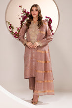 Laden Sie das Bild in den Galerie-Viewer, EMBROIDERED JACQUARD LAWN UF-346