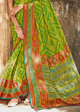 Cargar imagen en el visor de la galería, Kelly Green Soft Silk Saree with Embroidered Blouse