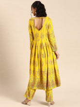 Load image into Gallery viewer, Box Pleated flare kurta with palazzo
