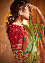 Cargar imagen en el visor de la galería, Kelly Green Soft Silk Saree with Embroidered Blouse