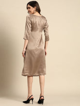 Carica l'immagine nel visualizzatore Galleria,Front Twist Midi Dress