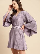 Cargar imagen en el visor de la galería, Flared mini dress with belt