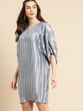 Load image into Gallery viewer, Dolman sleeve fitted midi dress