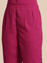 Cargar imagen en el visor de la galería, Jacket with crop top and pants