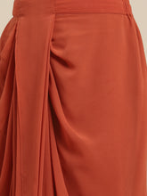 Laden Sie das Bild in den Galerie-Viewer, Shrug with crop top and skirt