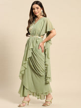 Carica l'immagine nel visualizzatore Galleria,Blouse with prestiched frill gown