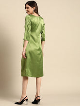 Carica l'immagine nel visualizzatore Galleria,Front Twist Midi Dress