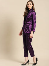 Laden Sie das Bild in den Galerie-Viewer, Blazer with slim pants