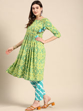 Carica l'immagine nel visualizzatore Galleria,Anghrakha style Kurta with palazzo
