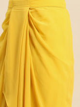 Carica l'immagine nel visualizzatore Galleria,Shrug with crop top and skirt