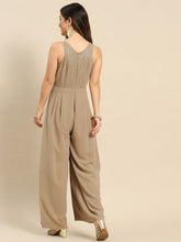 Carica l'immagine nel visualizzatore Galleria,In cut pleated jumpsuit