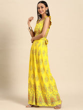 Load image into Gallery viewer, Crop Top with pleated palazzo