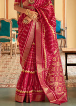 Load image into Gallery viewer, Magenta Pink Designer Printed Silk Saree : Top Pick