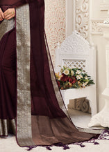 Carica l'immagine nel visualizzatore Galleria,Hickory Brown Designer Organza Silk Saree with Tassels On Pallu