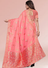 Carica l&#39;immagine nel visualizzatore Galleria,Rouge Pink Zari Woven Silk Saree with Tassels on Pallu