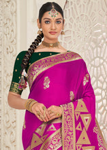Carica l'immagine nel visualizzatore Galleria,Magenta Blue Zari Woven Dola Silk Saree