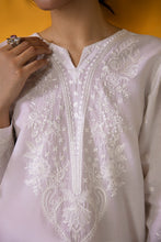Laden Sie das Bild in den Galerie-Viewer, EMBROIDERED LAWN PR-812