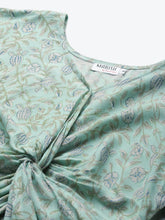 Load image into Gallery viewer, Printed Front twist long top