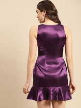 Load image into Gallery viewer, Bottom flare mini dress