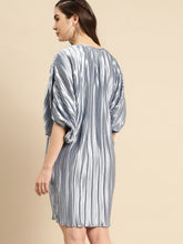 Load image into Gallery viewer, Dolman sleeve fitted midi dress