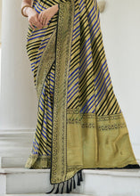 Laden Sie das Bild in den Galerie-Viewer, Onyx Black &amp; Blue Striped Woven Banarasi Silk Saree