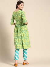 Carica l'immagine nel visualizzatore Galleria,Anghrakha style Kurta with palazzo