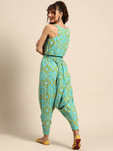 Carica l'immagine nel visualizzatore Galleria,Crop top with Dhoti Pants