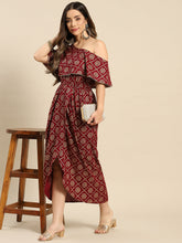 Carica l'immagine nel visualizzatore Galleria,One Shoulder yoke overlap printed dress
