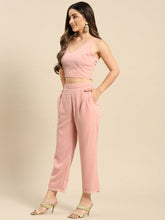 Laden Sie das Bild in den Galerie-Viewer, Jacket with crop top and pants