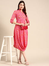 Laden Sie das Bild in den Galerie-Viewer, Front Cowl Midi Dress