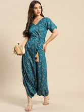 Carica l'immagine nel visualizzatore Galleria,Overlap neck dhoti jumpsuit
