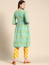 Carica l'immagine nel visualizzatore Galleria,Anghrakha style Kurta with palazzo